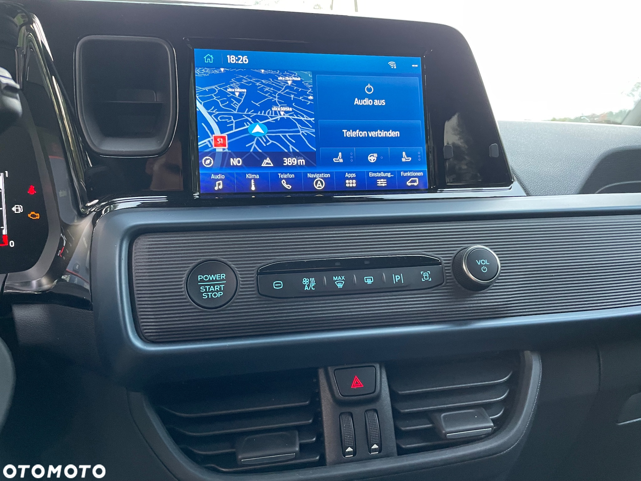 Ford Tourneo Courier 1.0 EcoBoost ACTIVE - 13