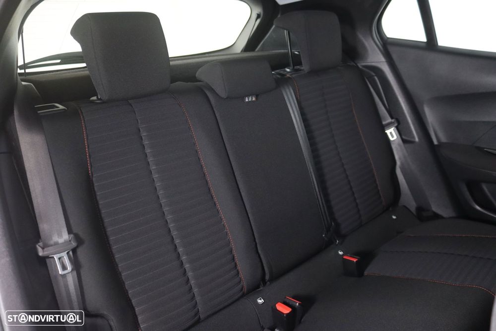 Peugeot e-2008 50 kWh Active Pack - 13