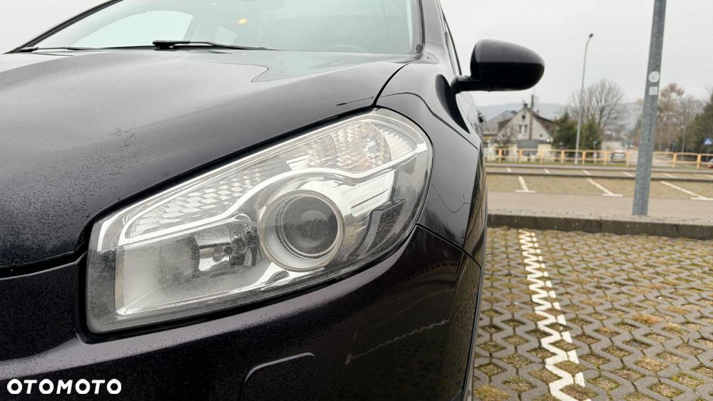 Nissan Qashqai 2.0 4x4 Tekna Premium - 34