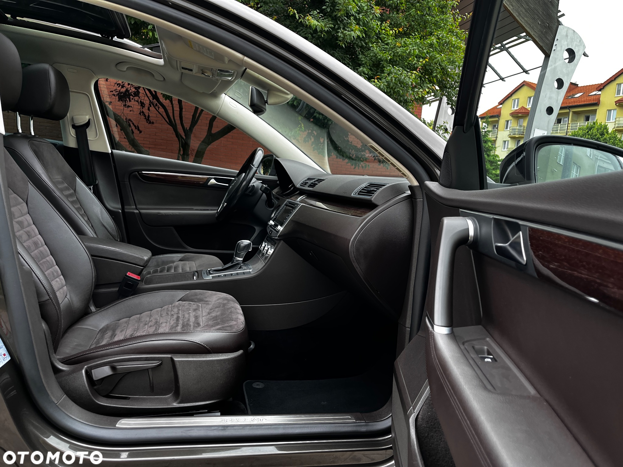 Volkswagen Passat Variant 2.0 TDI 4Motion DSG BlueMotion Tech Exclusive - 23