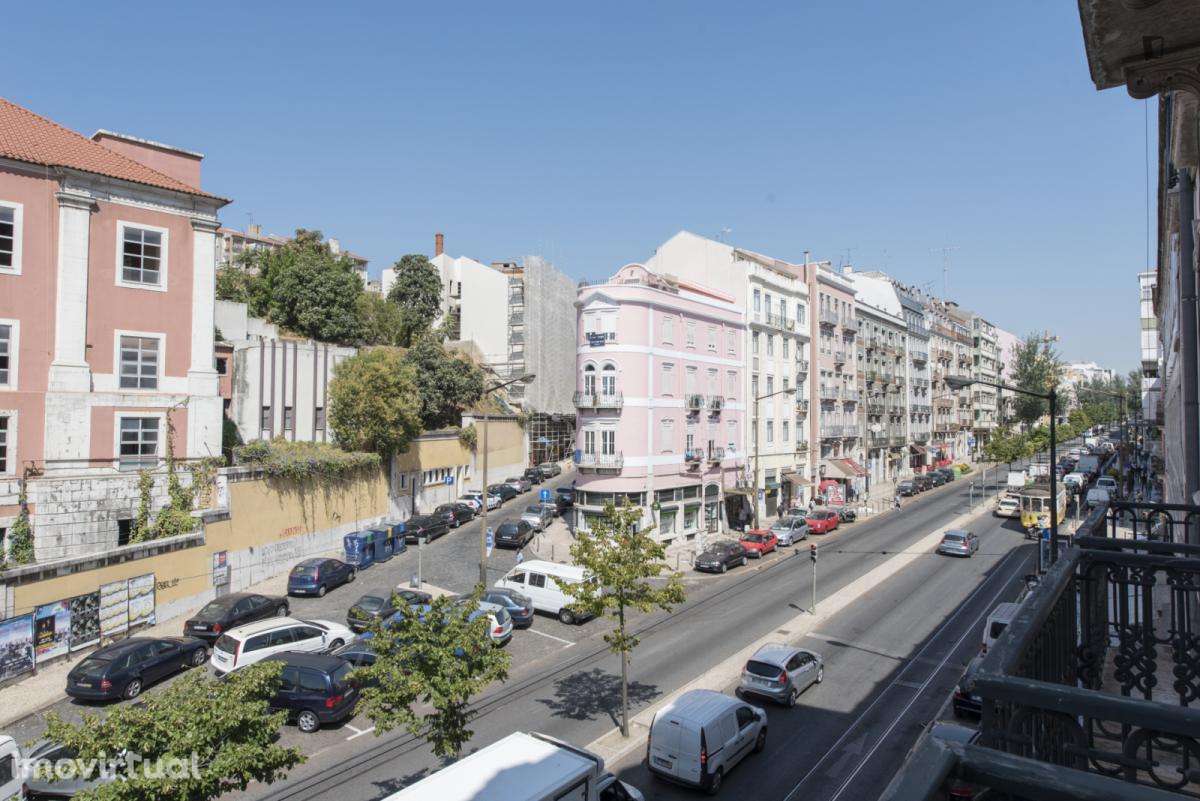 Quarto - localizado em Intendente Lisbon - Grande imagem: 5/17