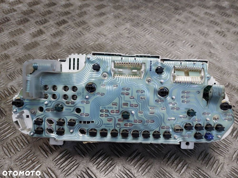 LICZNIK ZEGARY VOLVO V40 I S40 I 1.9 DI 30857571 - 4