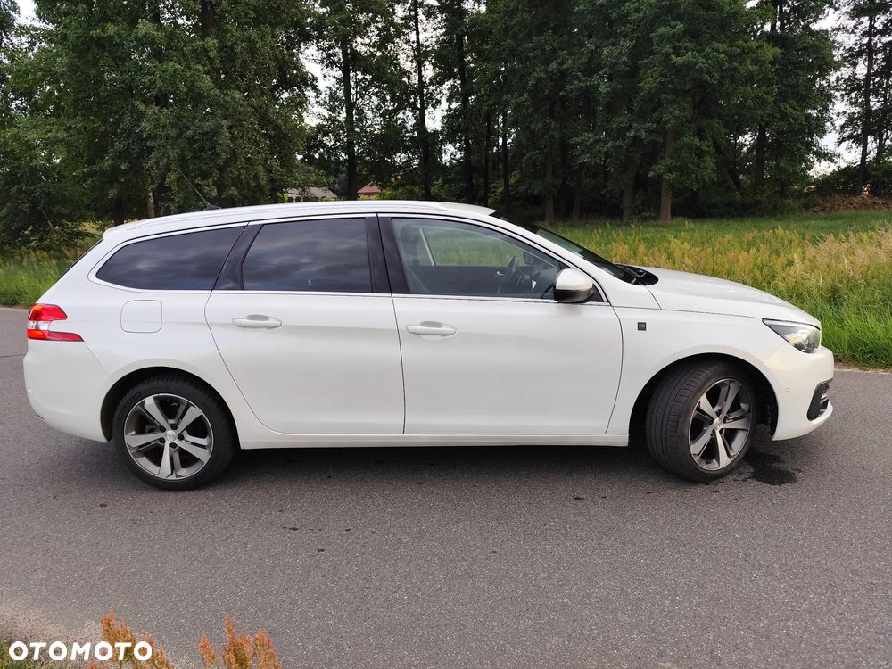 Peugeot 308 PureTech 130 GPF EAT8 Stop & Start Tech Edition - 13