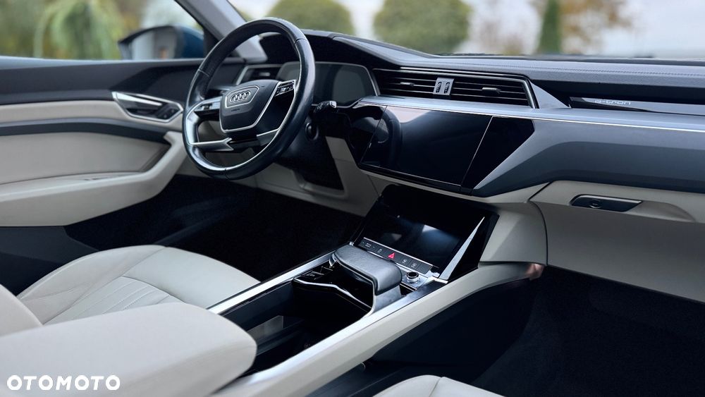 Audi e-tron 50 Quattro - 23