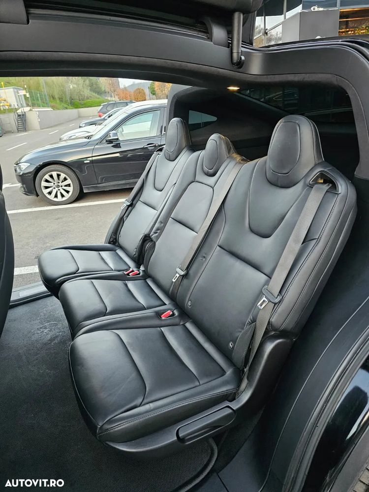 Tesla Model X Long Range - 18
