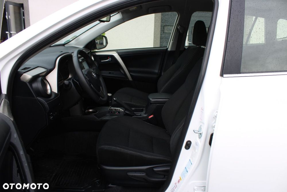 Toyota RAV4 - 21