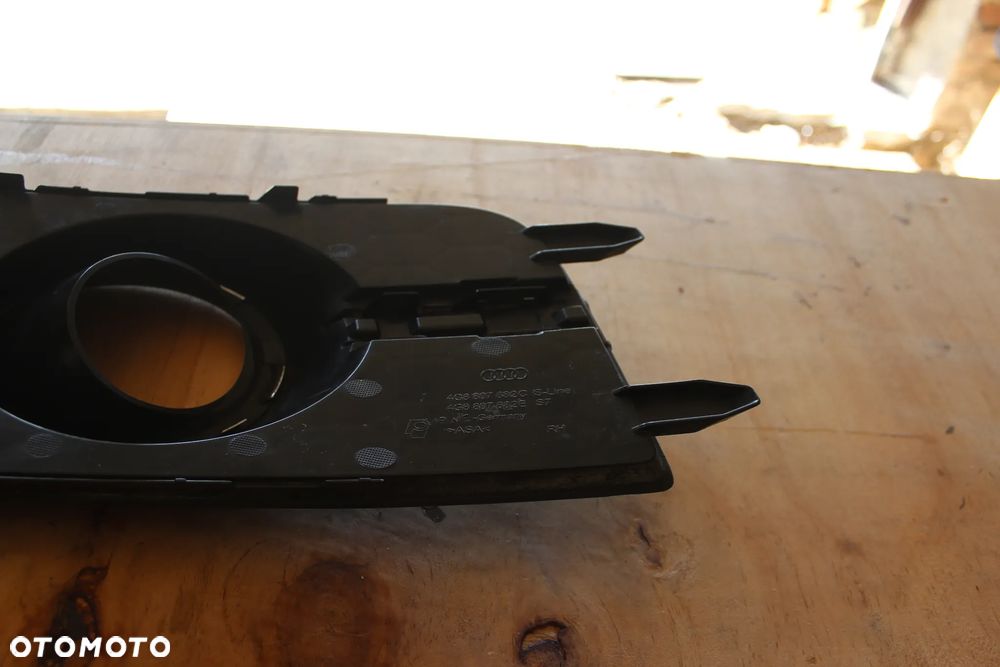 KRATKA ZDERZAKA PRAWA AUDI A7 C7 S LINE 4G8807682E 2013 - 7