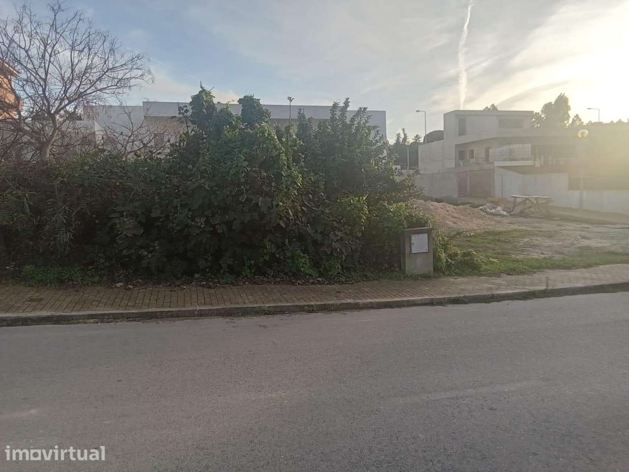 Terreno na Sobreda - Grande imagem: 4/14