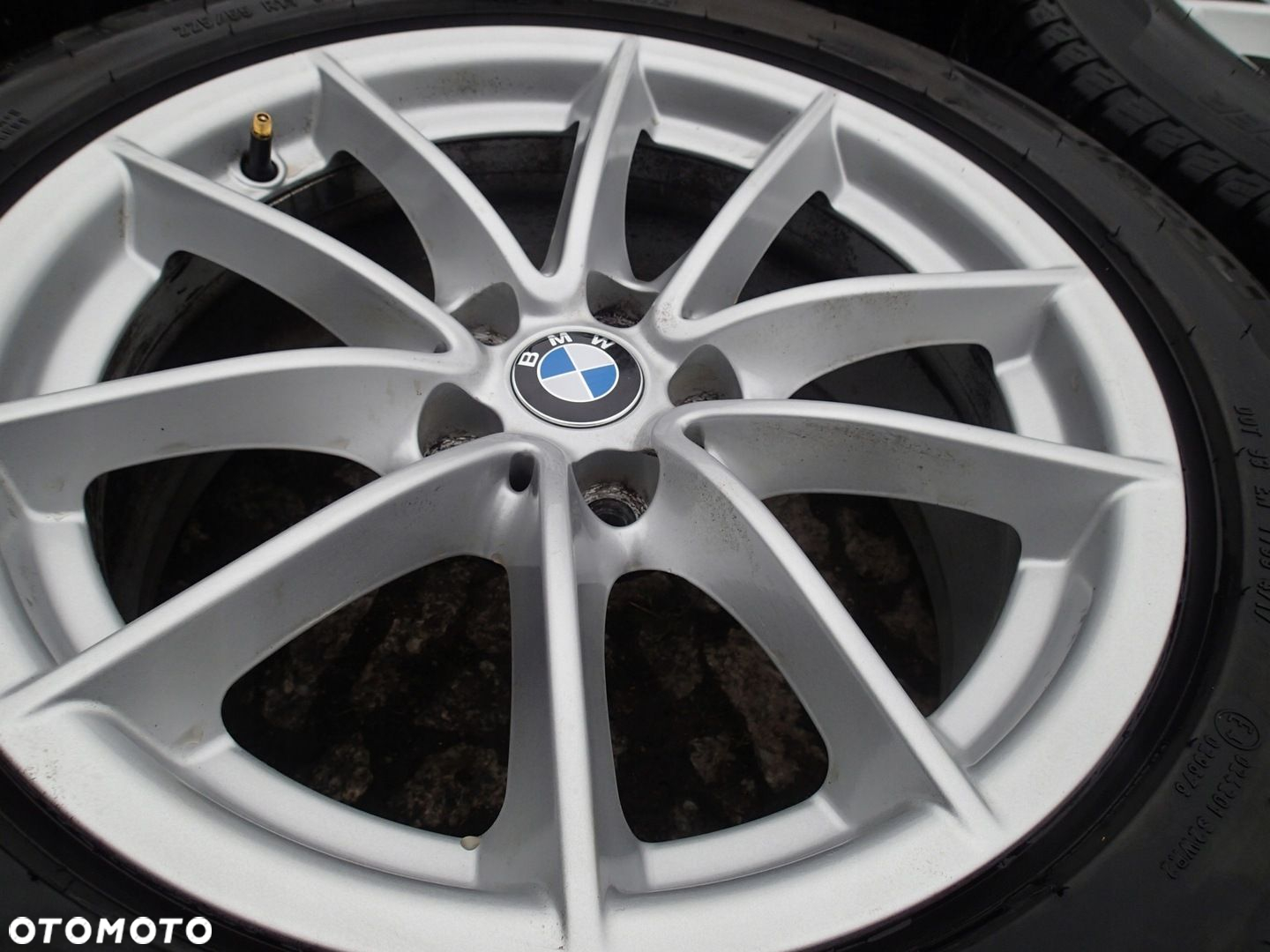 KOŁA BMW G30 F90 ET27 7,5J 5X112 225 55 17 KOMPLET - 3