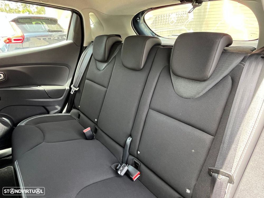 Renault Clio 1.5 dCi Comfort - 37