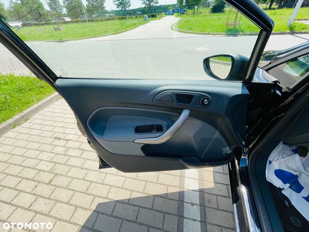 Ford Fiesta 1.25 SYNC Edition - 18