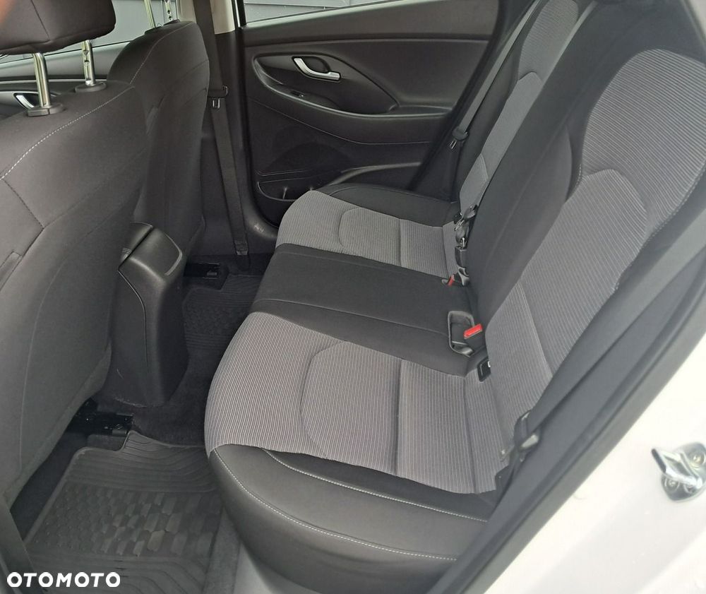 Hyundai i30 - 12