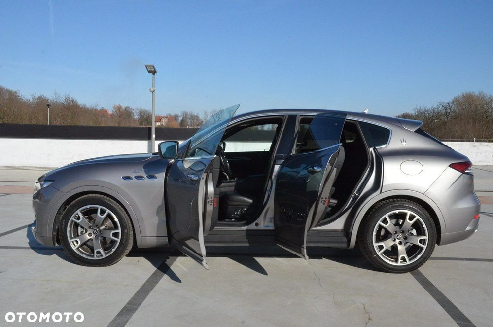 Maserati Levante MHEV Executive - 39