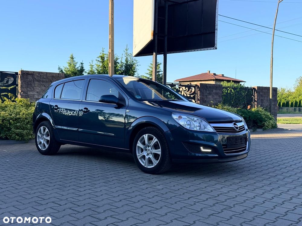Opel Astra 1.6 Innovation - 2