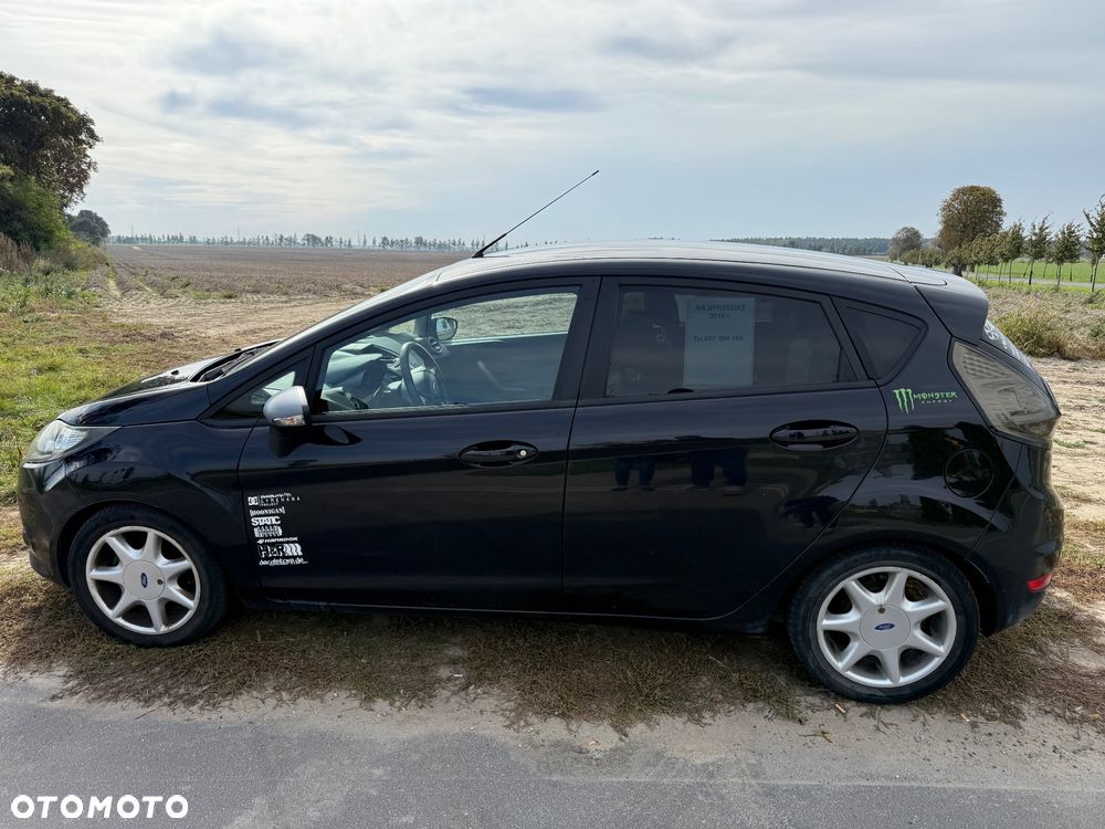 Ford Fiesta 1.25 Ambiente - 17