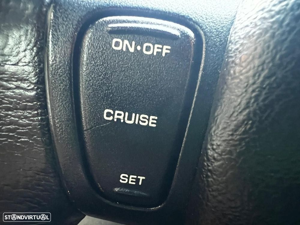 Jeep Grand Cherokee 5.9 LX - 25