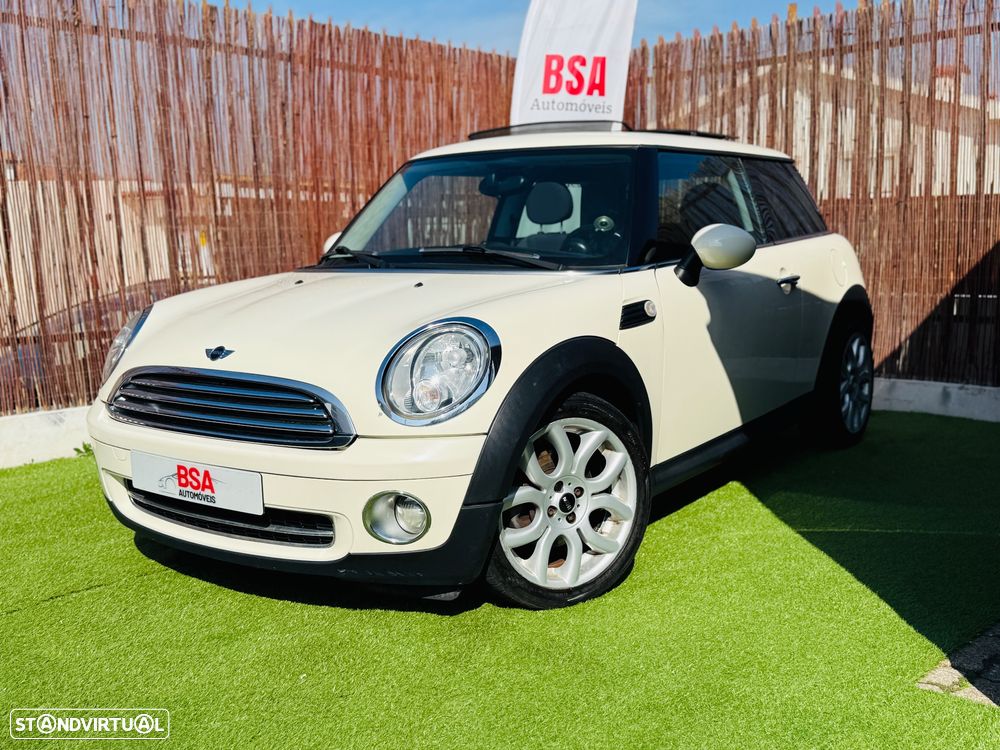 MINI 3 Portas One - 2