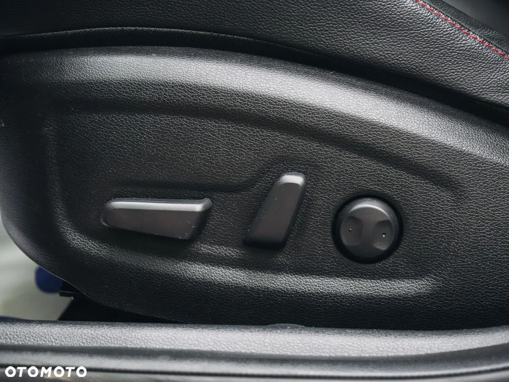 Kia ProCeed 1.6 T-GDI DCT7 OPF GT - 15