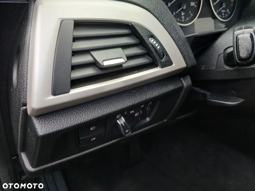 BMW Seria 1 116i Advantage - 22