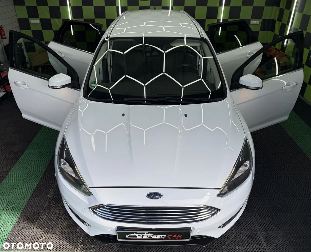 Ford Focus - 19