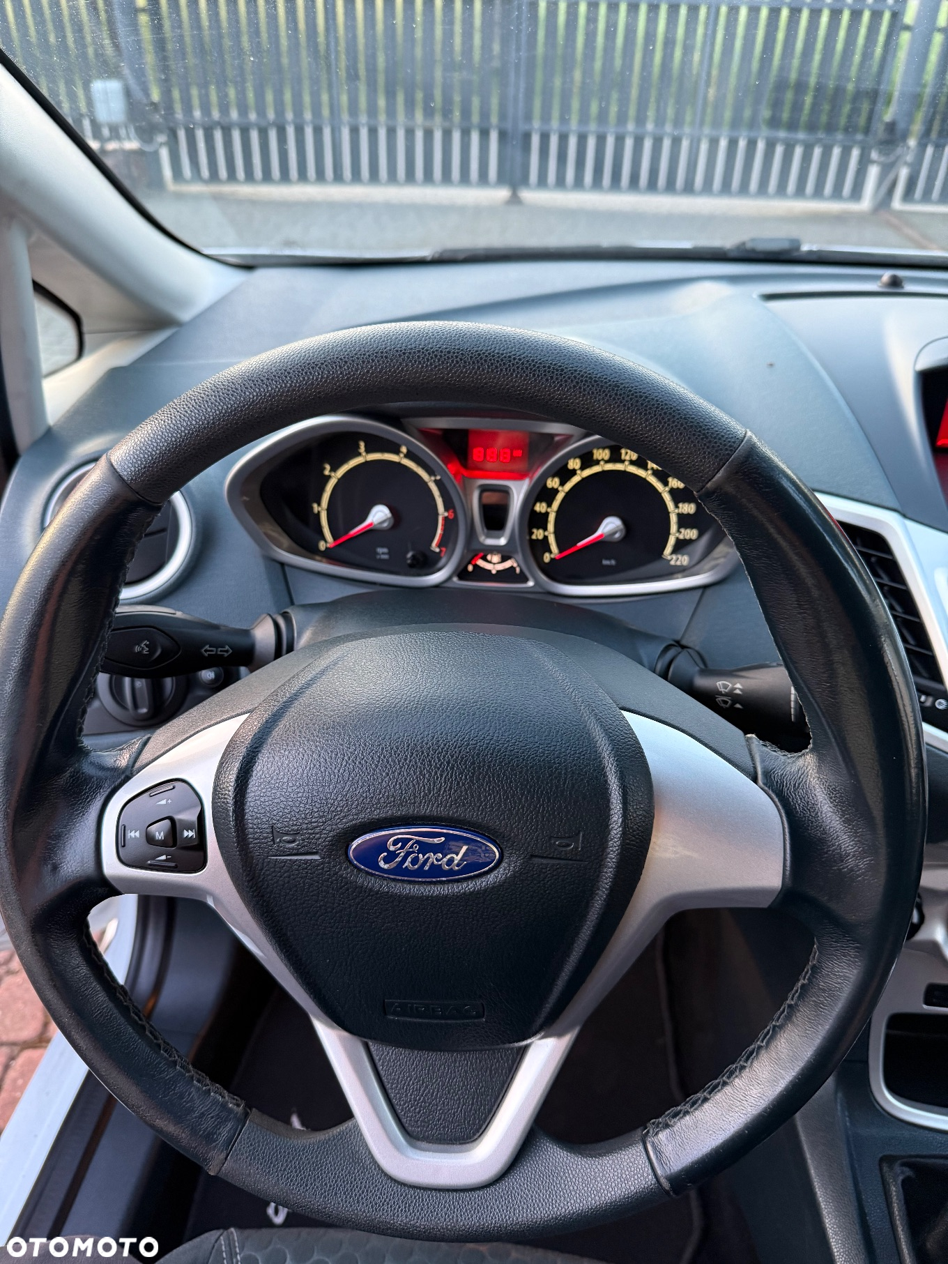 Ford Fiesta - 19