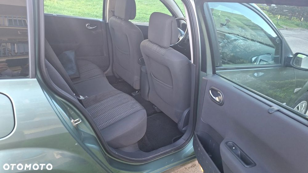 Renault Megane 1.6 Authentique - 17