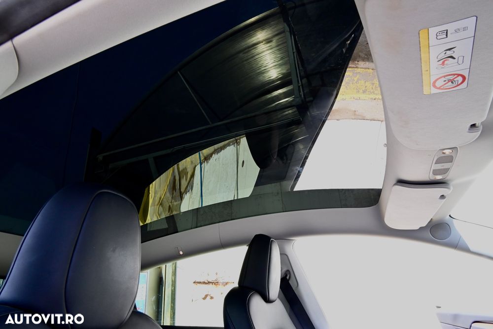 Tesla Model Y Performance - 20