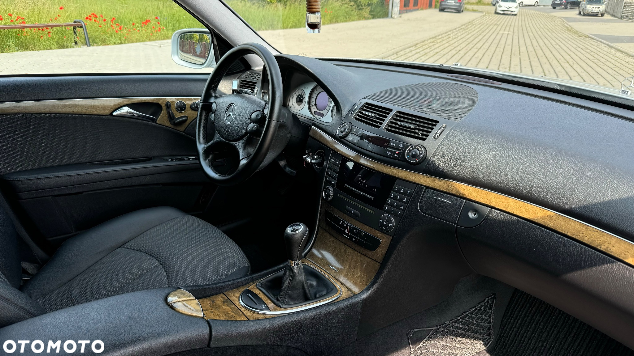 Mercedes-Benz Klasa E - 29