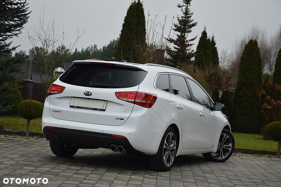 Kia Ceed 1.6 CRDi 136 DCT ISG GT Line - 14