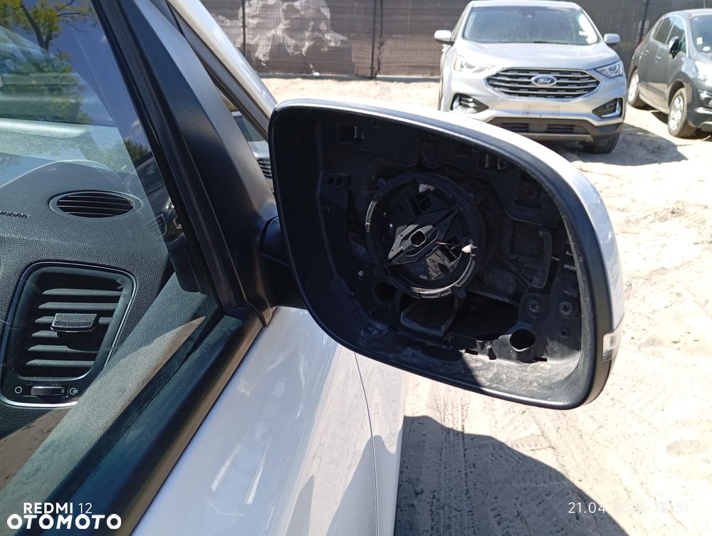Kia Sedona - 9