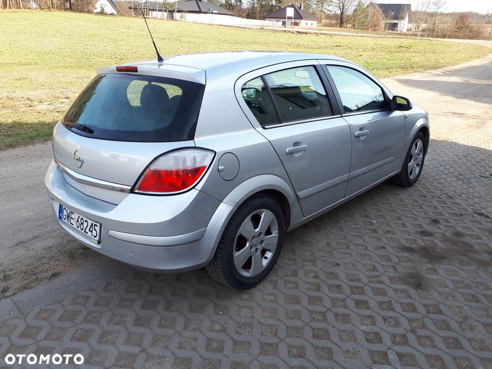 Opel Astra - 10