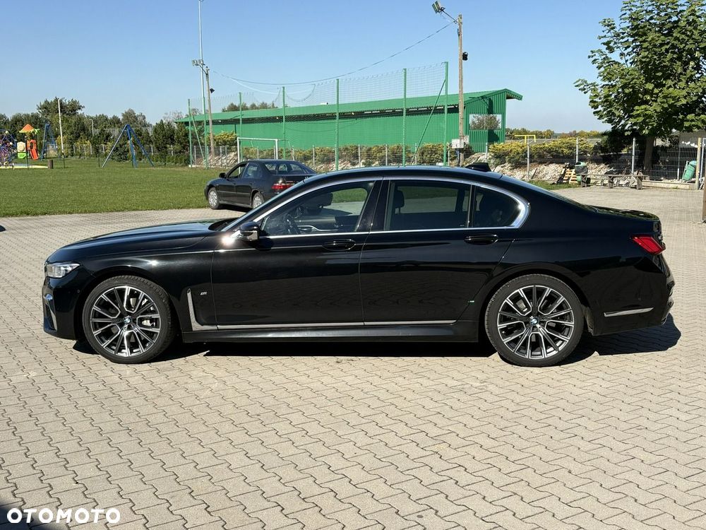 BMW Seria 7 - 8