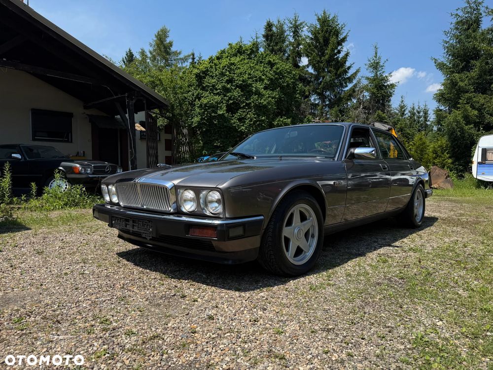 Jaguar XJ XJ40 (1986-1994) XJ6 4.0i, 1990