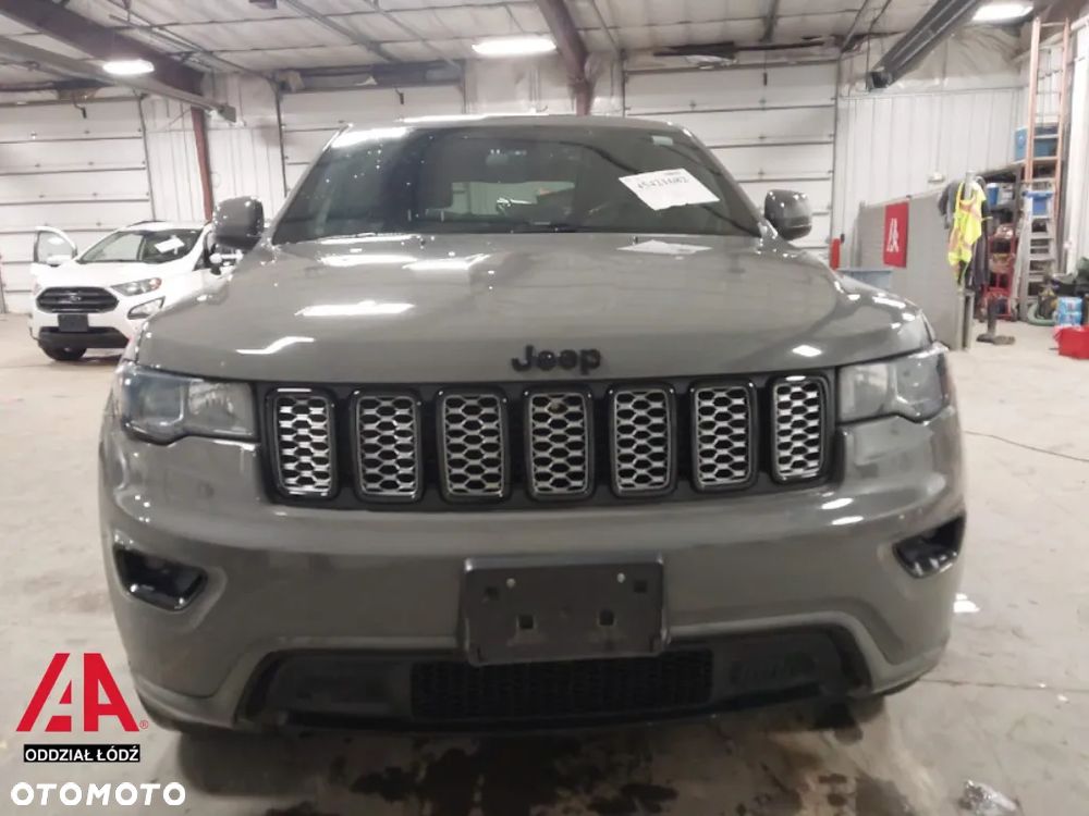 Jeep Grand Cherokee 3.6 V6 Laredo - 9