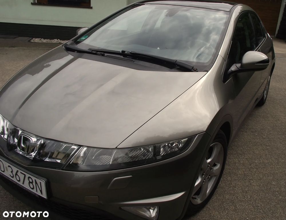 Honda Civic 1.8 Executive - 12