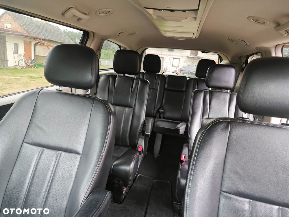 Chrysler Town & Country 3.6 Touring - 17