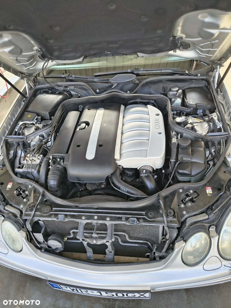 Mercedes-Benz Klasa E - 9