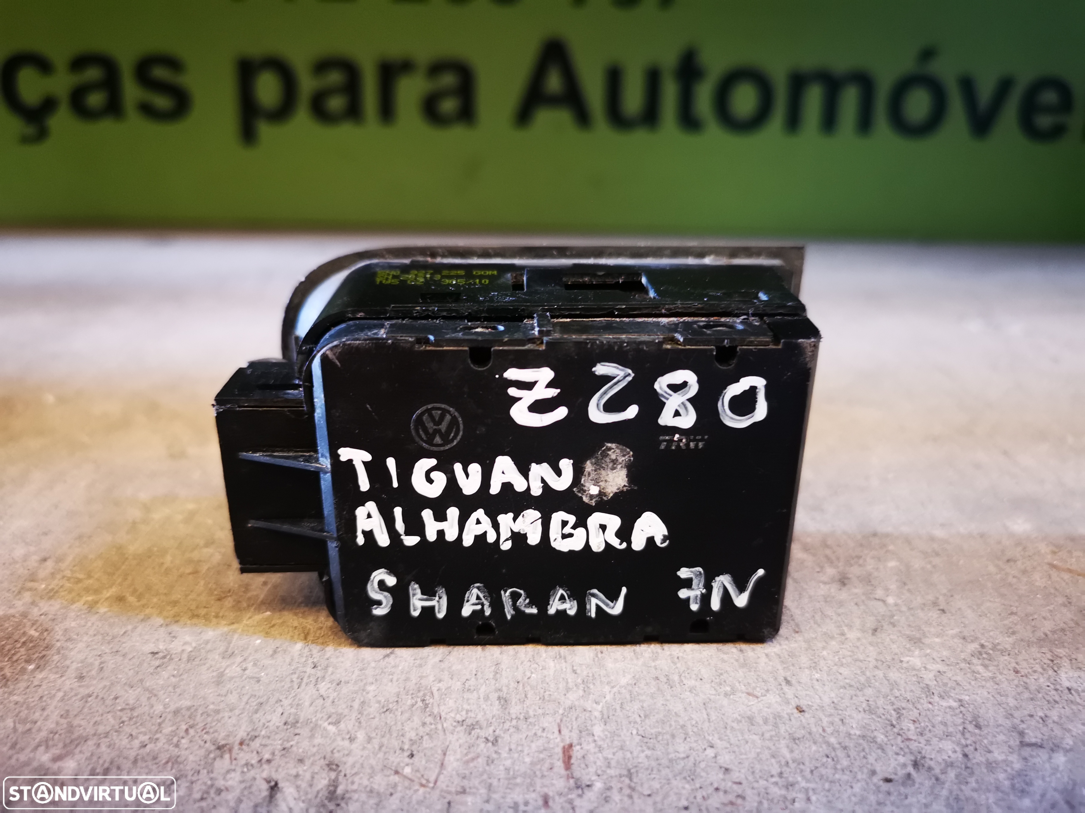 VW BOTÃO TRAVÃO MÃO ELÉCTRICO - Z280 - 3