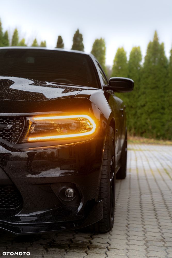Dodge Charger 5.7 R/T - 11