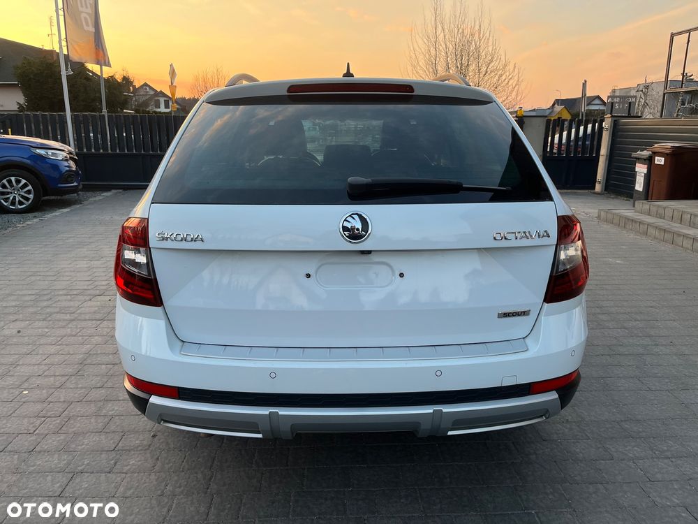 Skoda Octavia 2.0 TDI DSG 4x4 Scout - 5