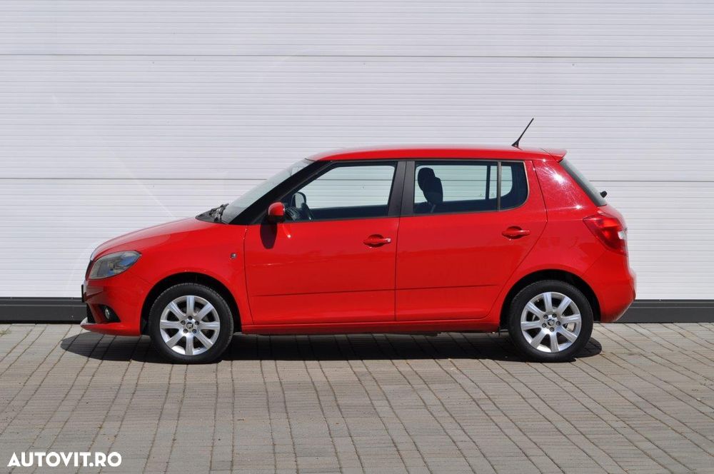 Skoda Fabia 1.2 HTP Ambition - 2