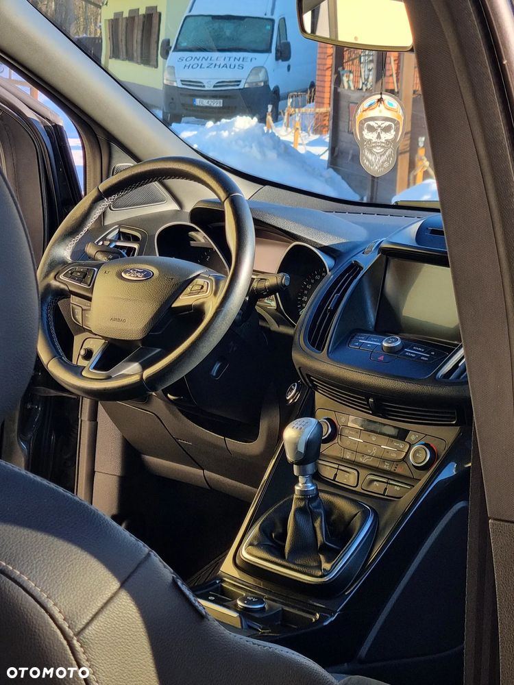 Ford Kuga 2.0 TDCi FWD ST-Line - 3