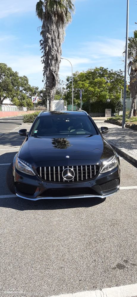 Mercedes-Benz C 300 h AMG Line - 4