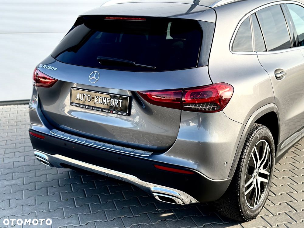 Mercedes-Benz GLA 200 d 8G-DCT AMG Line - 17