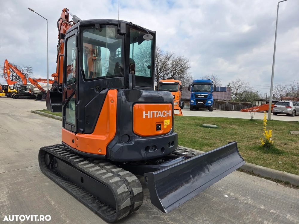 Hitachi ZX55, 5t, 2020, 2.189h, CUPLA RAPIDA HIDRAULICA+3 CUPE, senile cauciuc NOI, inst picon pe brate, inst rotire pe brate, LAMA NIVELARE, ad sapare 5m, latime 2m, ridica 3,2t, Aer cond, posibilitate leasing, STARE FOARTE BUNA-PROMOTIE 41.900 EUR+Tva - 6