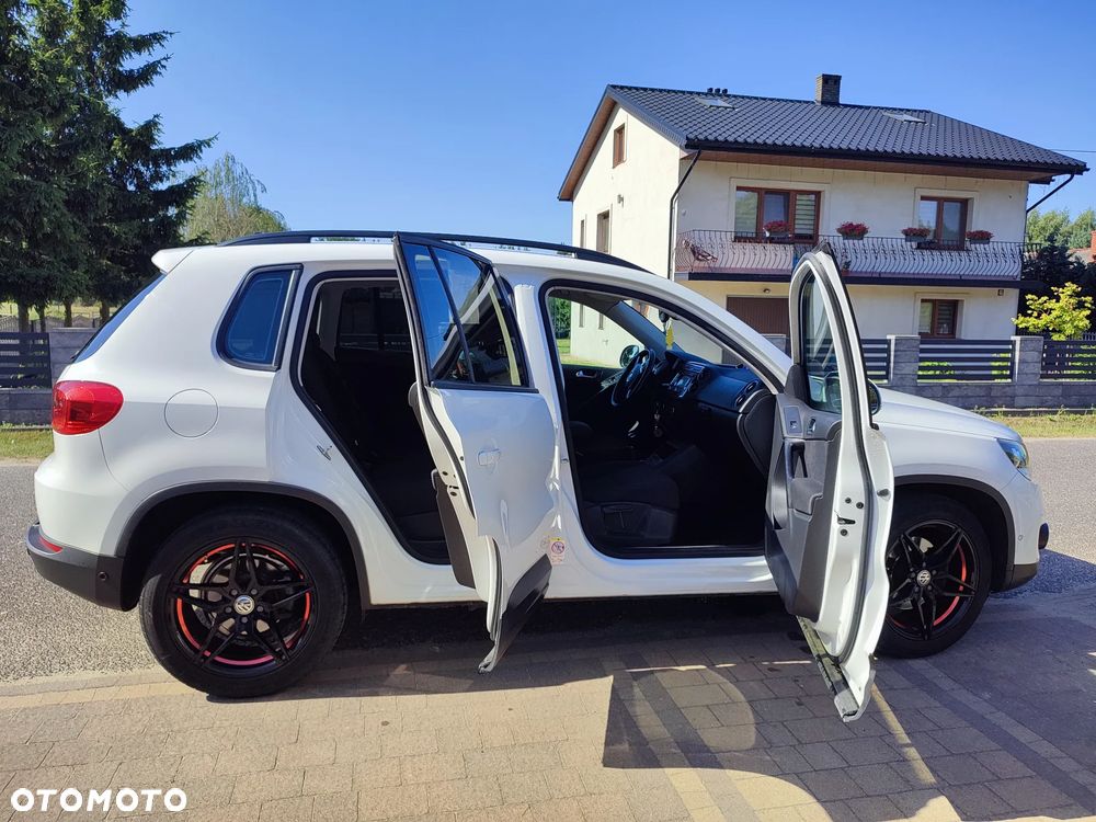 Volkswagen Tiguan 2.0 TDI DPF BlueMotion Technology CityScape - 26