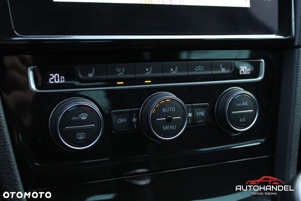 Volkswagen Golf - 15