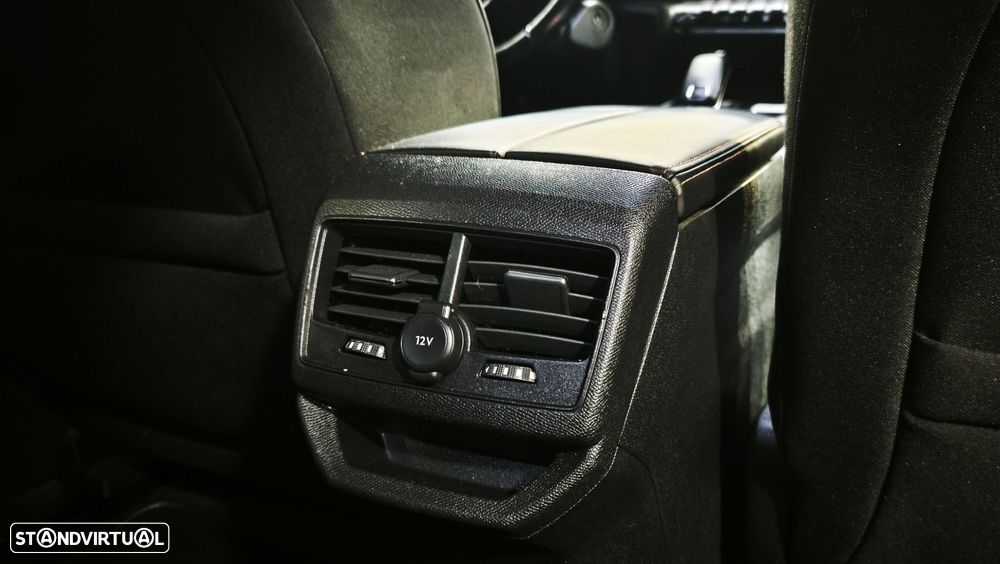 Peugeot 3008 1.6 BlueHDi Style EAT6 - 39