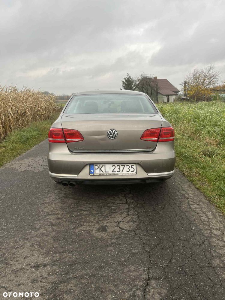 Volkswagen Passat 1.8 TSI Comfortline - 4