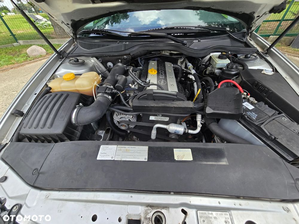 Opel Omega - 19